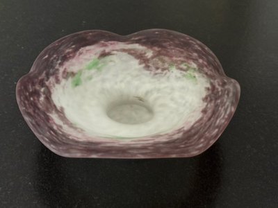 Fruit bowl in marmorated glass - signed Muller Frères