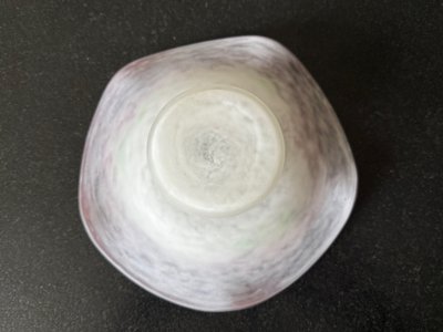 Fruit bowl in marmorated glass - signed Muller Frères