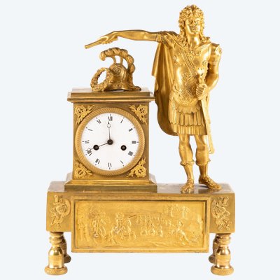 Pendule figurant Louis XIV en bronze doré, époque Empire, XIXe