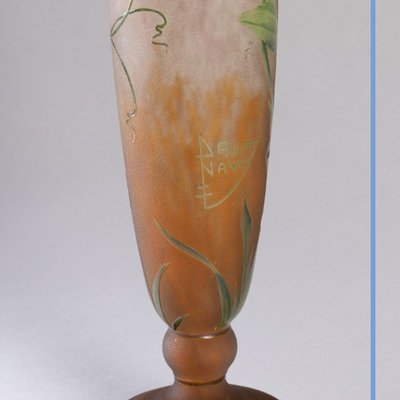Maison Daum, Soliflore-Vase mit Duftbohnen, 20. Jahrhundert