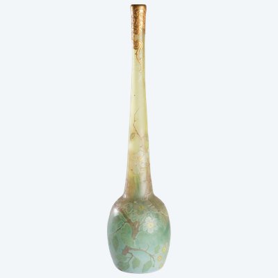 François-Théodore Legras (1839-1916), Vaso monoflore con ramo di ciliegio in vetro multistrato, XIX secolo