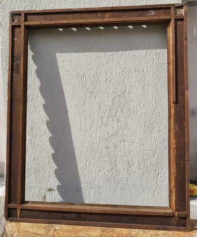Carved wood frame, 17th century