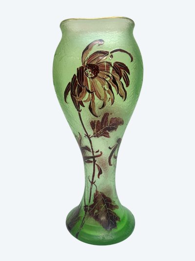 Montjoye - Frosted vase with Chrysanthemum design