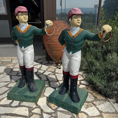 Antica coppia di sculture made in Usa  in ghisa da giardino -Fantini con anello per Cavalli . Mis Al