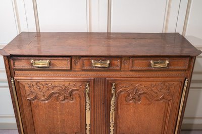 Buffet Bas Normand En Chêne Sculpté
