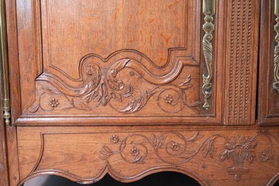 Buffet Bas Normand En Chêne Sculpté