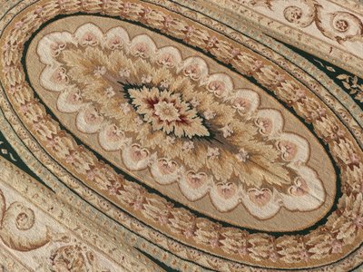 Knotted-stitch carpet from the soap factory