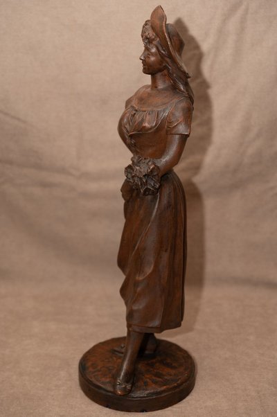 Scultura romantica in gesso femminile