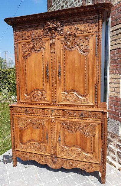 Normannisches Zwei-Körper-Buffet