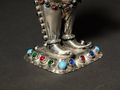 Court jester in mounted shell - Nuremberg, 19th century