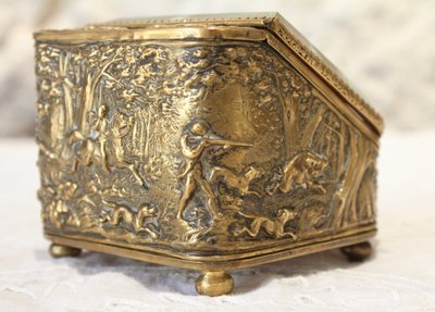 Glass and brass watch holder with hunting scenes, Napoleon III, late 19th century
