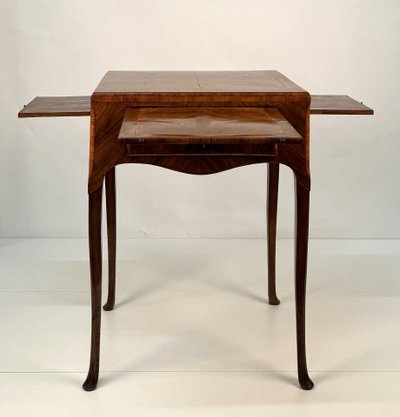 High walnut veneered desk, Veneto, second half of the 18th century