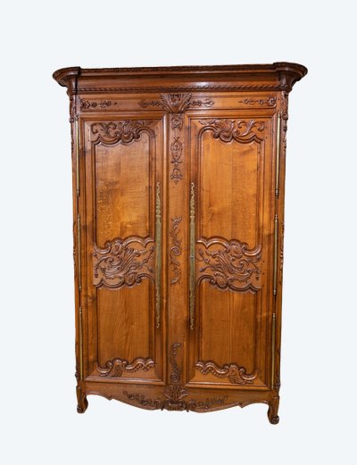 Normandy cabinet in oak from the Mont Saint Michel bay