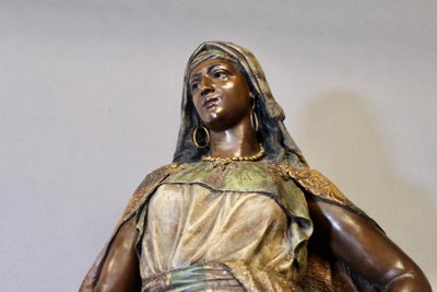 Terracotta policroma raffigurante ALBA secondo Friedrich GOLDSCHEIDER (1845-1897)