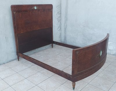 Lit Louis XVI en loupe de thuya