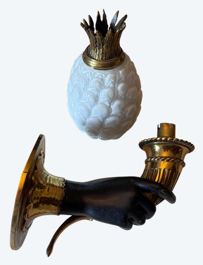 Maison JANSEN ( attributed to ) Double patina bronze Nubian hand wall lamp holding a pineapple