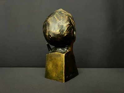Busto in bronzo patinato firmato M. Le Verrier - Art Déco