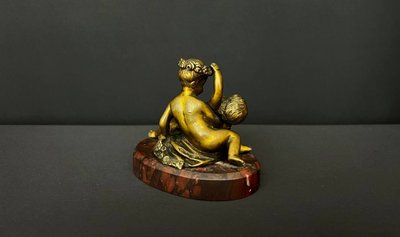 Statuetta in bronzo - Putti che giocano