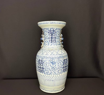 Large Chinese vase in blue and white porcelain - 20th century