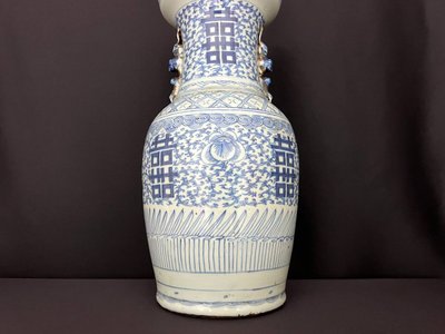 Large Chinese vase in blue and white porcelain - 20th century