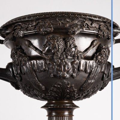 Ferdinand Barbedienne (1810-1892), Garniture de cheminée au vase de Warwick et aux bustes, XIXe