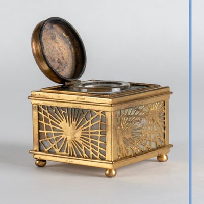 Tiffany Studios, encrier en opaline et laiton doré, XXe
