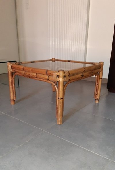 Tavolino vintage in rattan e bambù 1960 / 1970