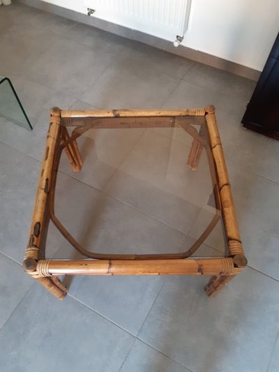 Tavolino vintage in rattan e bambù 1960 / 1970