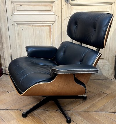 Charles and Ray Eames Lounge Chair + Ottoman Vitra Edition