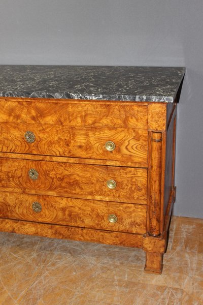 Commode Empire en loupe de frêne XIX