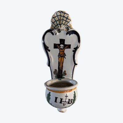 Wall-mounted holy water font in polychrome earthenware from the Nevers factory, 18th century