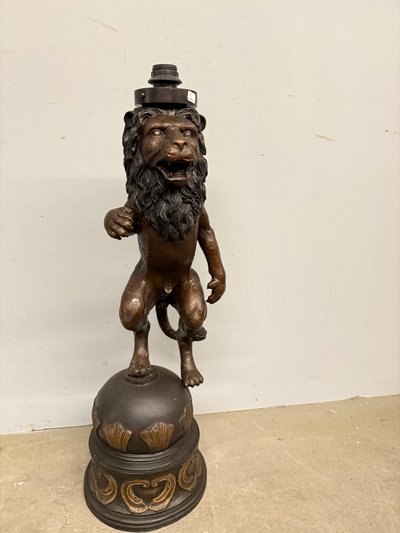Sculpture ancienne en bronze, lion, 20ème siècle, 82x30cm