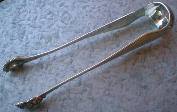 Solid silver pliers model Alphonse DEBAIN Goldsmith XIXth century (ref D 0105)
