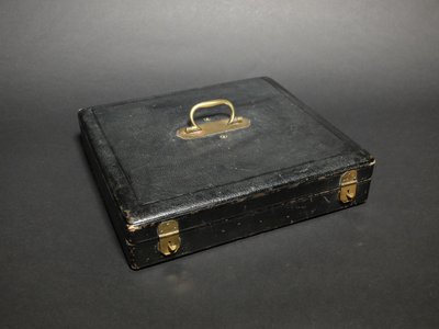 Suite de 12 couverts en argent massif par Henri Soufflot 