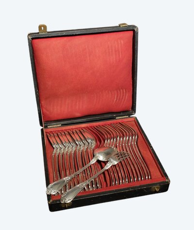 Suite de 12 couverts en argent massif par Henri Soufflot 