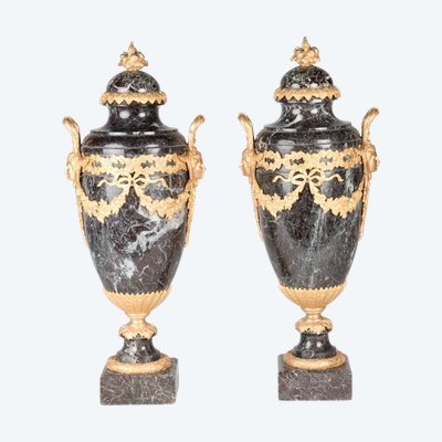 Paire de cassolettes en marbre vert des Pyrénées er bronze doré, XIXe