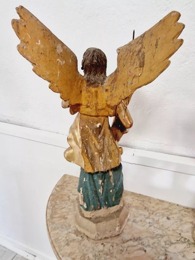 Coppia di antichi porta torce ad angelo francesi