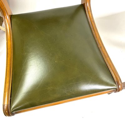 Ensemble de 4 chaises vintage en bois courbé – XXe siècle, assises en skaï vert
