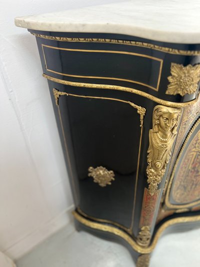 Armadio intarsiato in legno e ottone stile Boulle di Napoleone III del XIX secolo