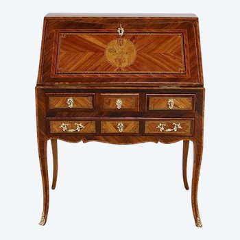  Middle slope desk in precious wood, Louis XV period - XVIIIth century