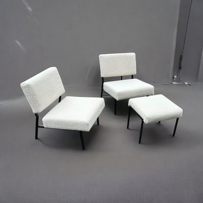Coppia di sedie e ottomane o tabouret Années 60 Pierre Guariche - Poltrone