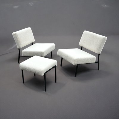 Coppia di sedie e ottomane o tabouret Années 60 Pierre Guariche - Poltrone