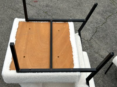 Coppia di sedie e ottomane o tabouret Années 60 Pierre Guariche - Poltrone