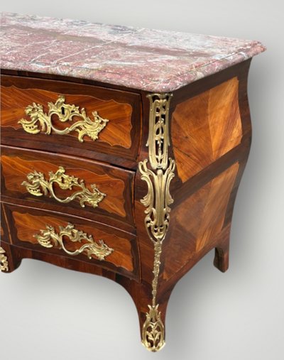 Importante Commode Tombeau En Marqueterie Estampillée De P. A Galligné époque Louis XV XVIIIème