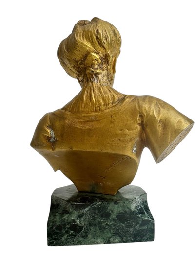 Lenormand, busto di donna in bronzo
