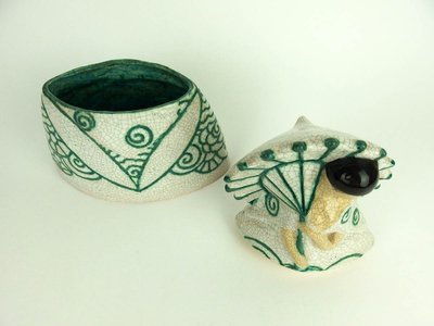 "Woman with parasol "Large ceramic box by Edouard Cazaux