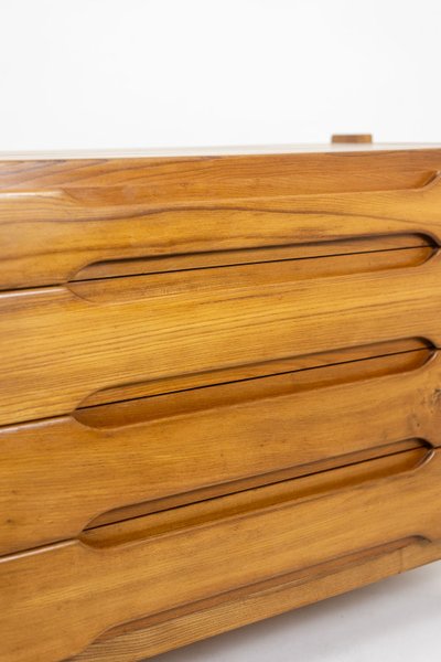Maison Regain. Commode en orme. Circa 1970. LS6157909P