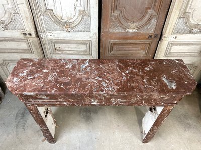 Mantello in marmo rosso in stile Luigi XVI della fine del XIX secolo