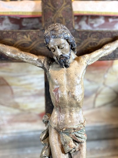 Grande Cristo in legno intagliato - Fine del XVII secolo