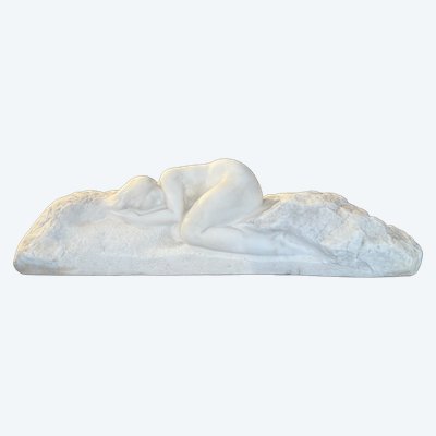 Amadeo Gennarelli Donna reclinata Scultura in marmo bianco - Art Déco